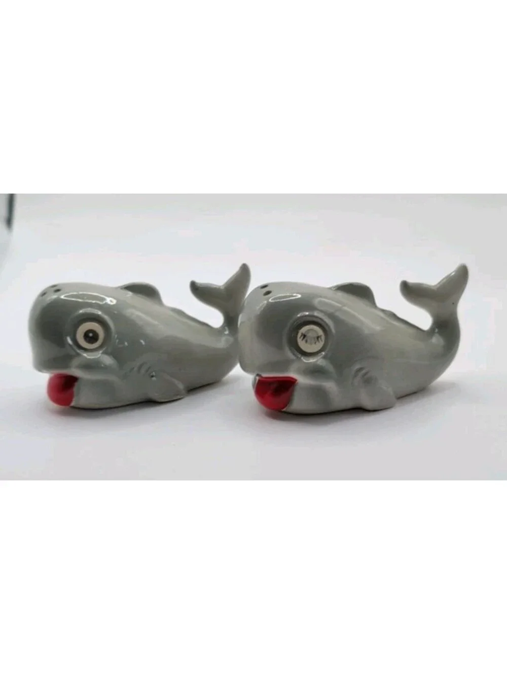 Vintage Japan  Whimsical Lenticular Eyes Whales Salt And Pepper Shakers